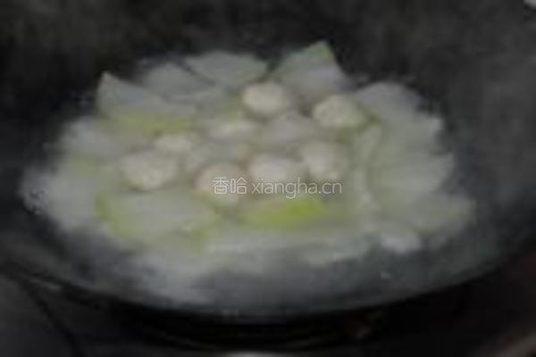 墨斗鱼丸鲜汤的做法图解5