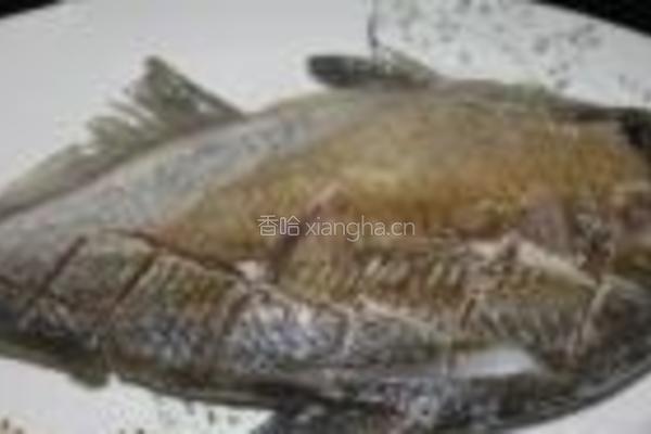 红烧鳊鱼的做法图解6