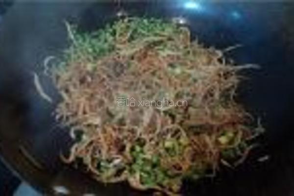 鱼干小炒的做法图解6