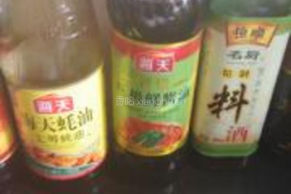 蚝汁彩椒炒双菇的做法图解5