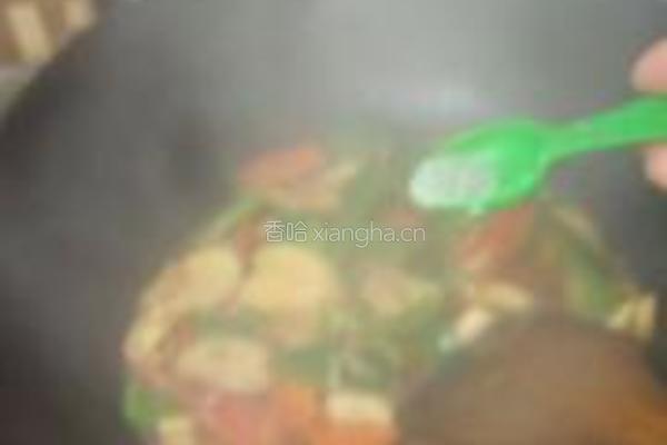 蚝汁彩椒炒双菇的做法图解8