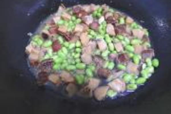 腊肉烧青豆的做法图解10