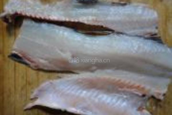 糖醋草鱼的做法图解3