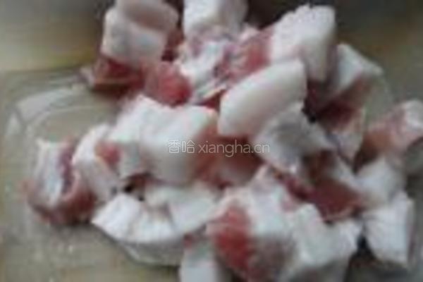 红烧腐乳肉卤蛋的做法图解1