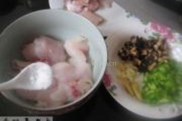 软溜草鱼片的做法图解2