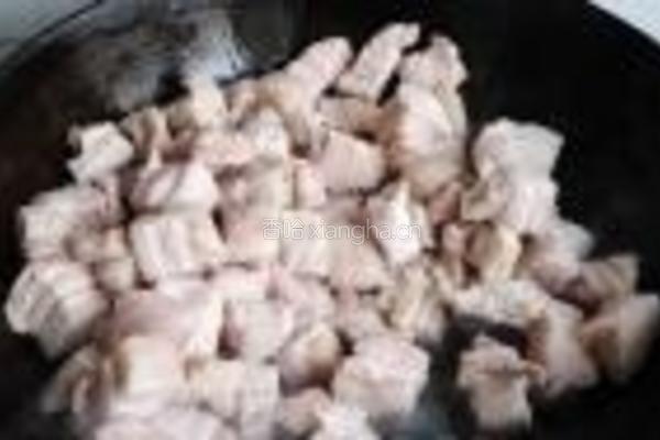 双鲍菇虎皮蛋红烧肉的做法图解5