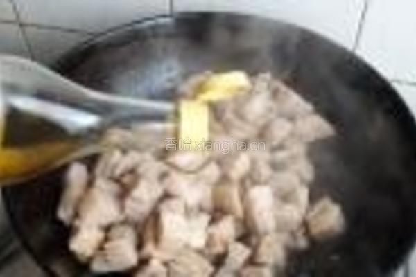 双鲍菇虎皮蛋红烧肉的做法图解6