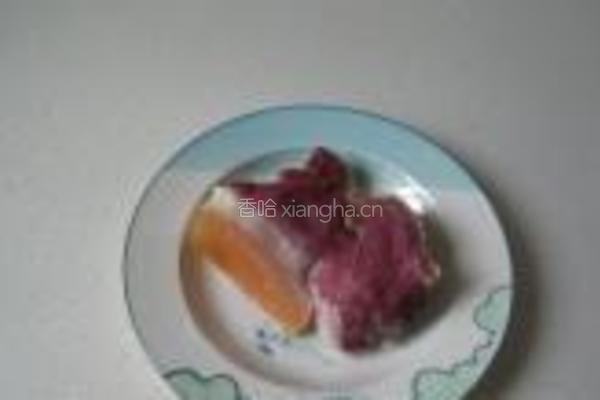 腊肉豌豆煲仔饭的做法图解1