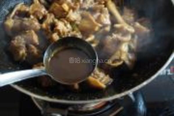 小鸡炖蘑菇的做法图解8