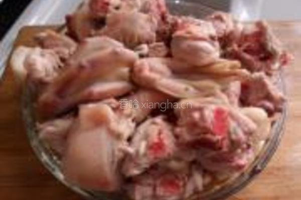 板栗米酒鸭的做法图解1