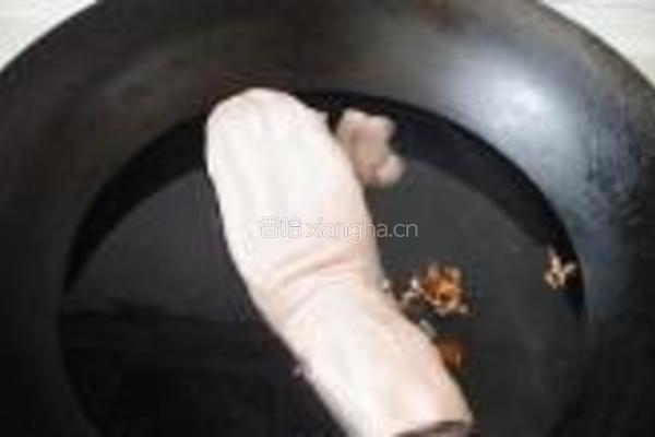 梅菜扣肉的做法图解2