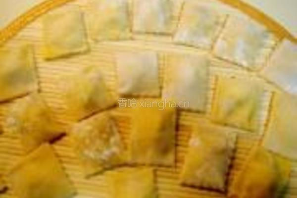 海鲜馄饨伴核桃蘑菇汁的做法图解18