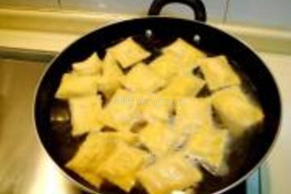 海鲜馄饨伴核桃蘑菇汁的做法图解24