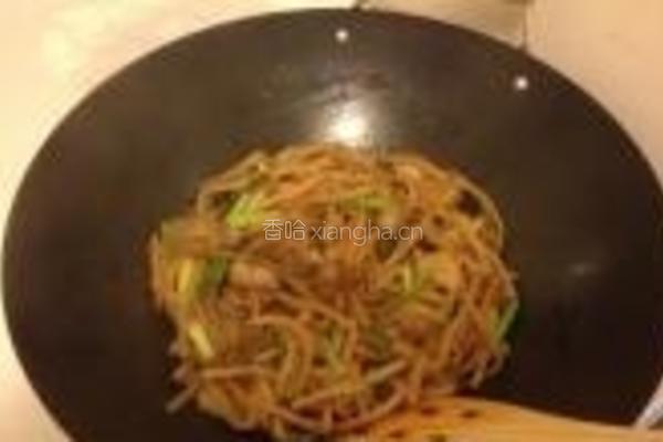 五花肉炒大头菜的做法图解12