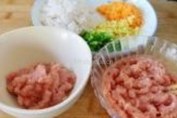 什锦双色肉丸的做法图解6