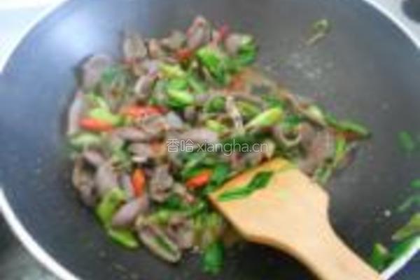 腊炒鲜鸭胗的做法图解10
