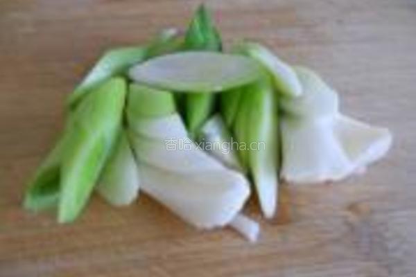 腊炒鲜鸭胗的做法图解4