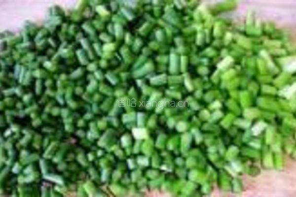 绿豆芽煎饼的做法图解1