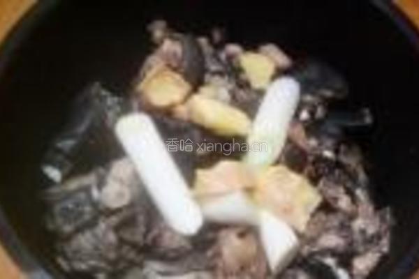 乌鸡山药煲的做法图解6