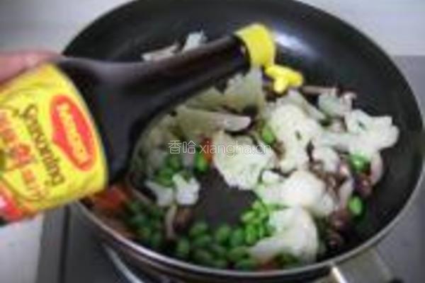 菜花炒豆菇的做法图解9