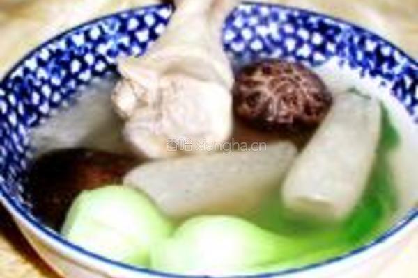 香菇鸡腿竹荪汤的做法图解9
