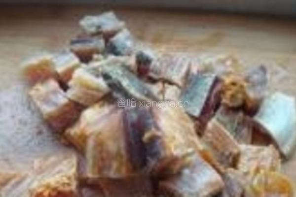南瓜蒸腊鱼的做法图解3
