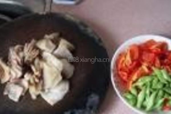 红椒四季豆炒腊肉的做法图解3