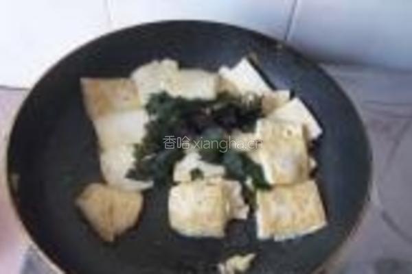 紫苏煎豆腐的做法图解6