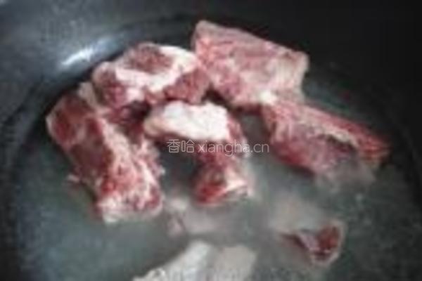 芸豆芋头炖排骨的做法图解4