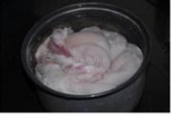 酸菜胡椒猪肚汤的做法图解4