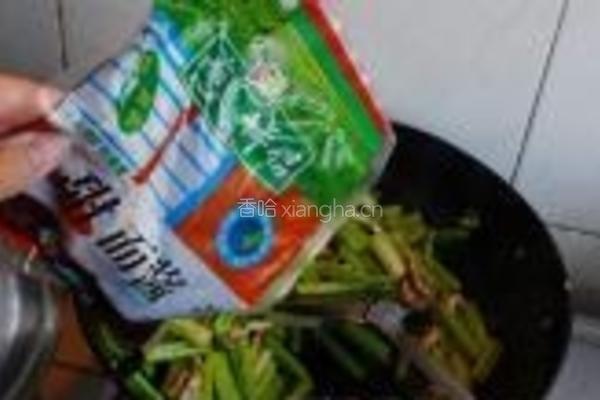 酱炒芹菜肉丝的做法图解7