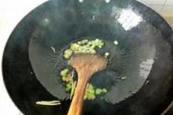 醋烹绿豆芽的做法图解1