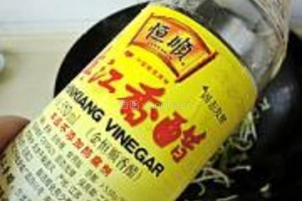 醋烹绿豆芽的做法图解5