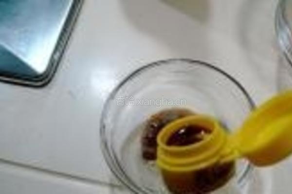 木耳炒鸡片的做法图解5
