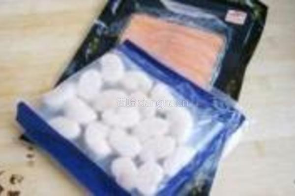三文鱼沙拉的做法图解2