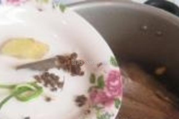 咸猪头肉炖黄豆的做法图解6