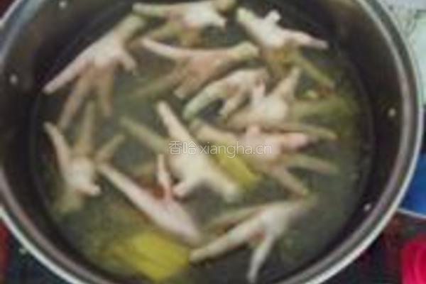 莲生凤爪汤的做法图解1