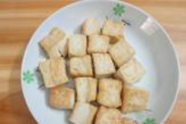 罗非鱼豆腐煲的做法图解3
