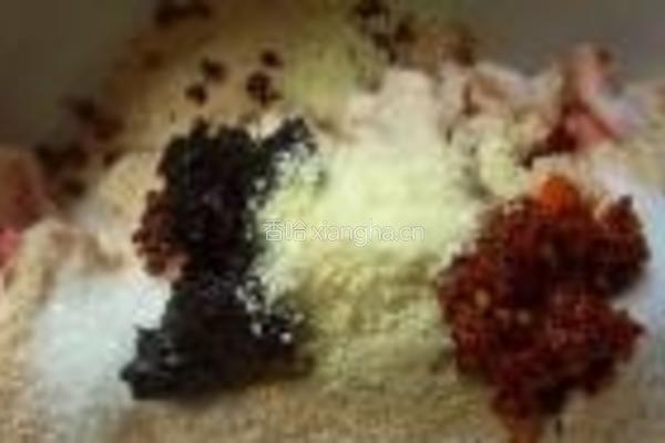 芋儿粉蒸肉的做法图解5