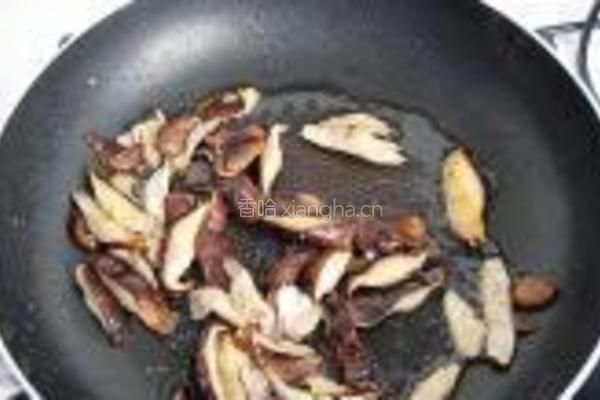 香菇蒜薹炒肉丝的做法图解6