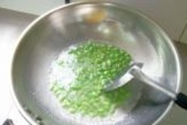 青椒毛豆炒肉丝的做法图解8