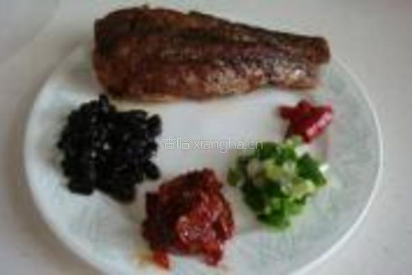 豆豉鲮鱼烧豆腐的做法图解2