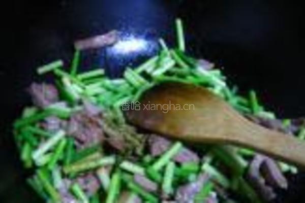 蒜台炒肉的做法图解6