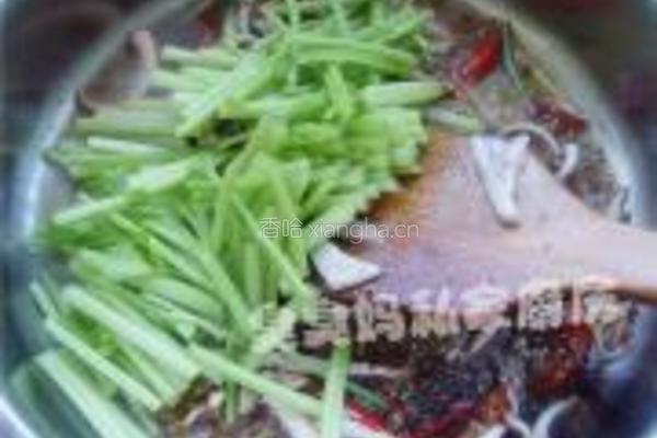 干煸鱿鱼丝的做法图解5