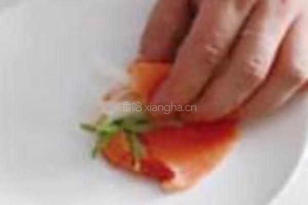 鲜虾鲑鱼卷的做法图解3