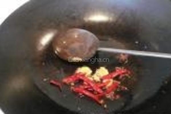 黑豆炖咸鱼的做法图解2