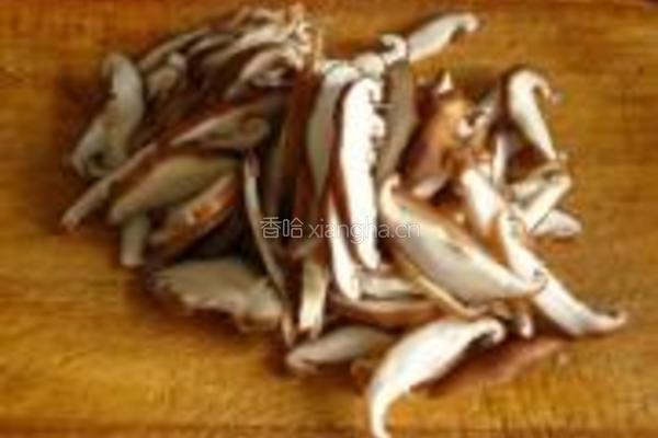 香菇海鲜疙瘩汤的做法图解2