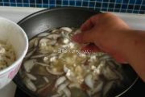 香菇海鲜疙瘩汤的做法图解9
