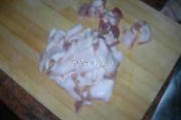 五花肉炒扁豆的做法图解2