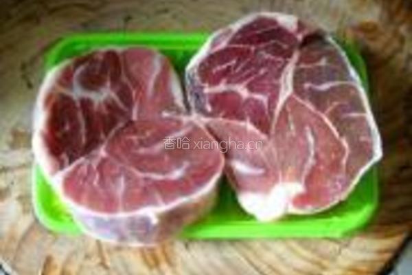 薄荷金笋牛腱的做法图解1